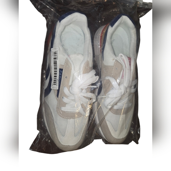 New! Women's Fashion Platform Training Sneakers - Picture 4 of 4